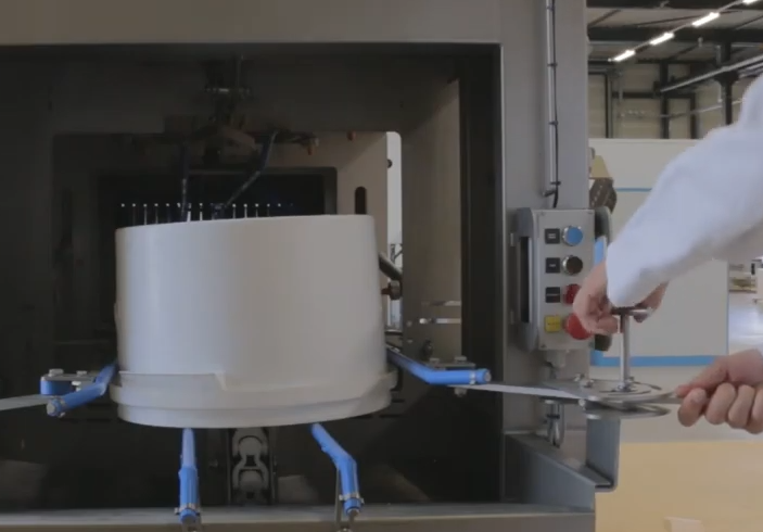 Adjustable side guide EKW-5000