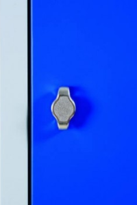 Turn latch for padlock