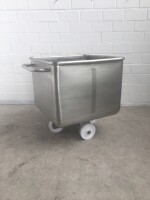 Hub- u. Beschickungswagen