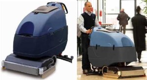Scrubber-dryer with roller technology