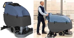 Scrubber-dryer with disc brushes